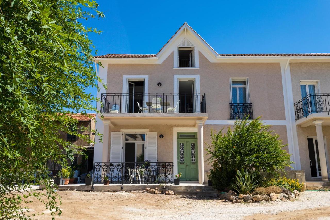 Luxurious 1 Bedroom, Ac, Terrace, Close Beaches - Dodo Et Tartine Carqueiranne Exterior photo